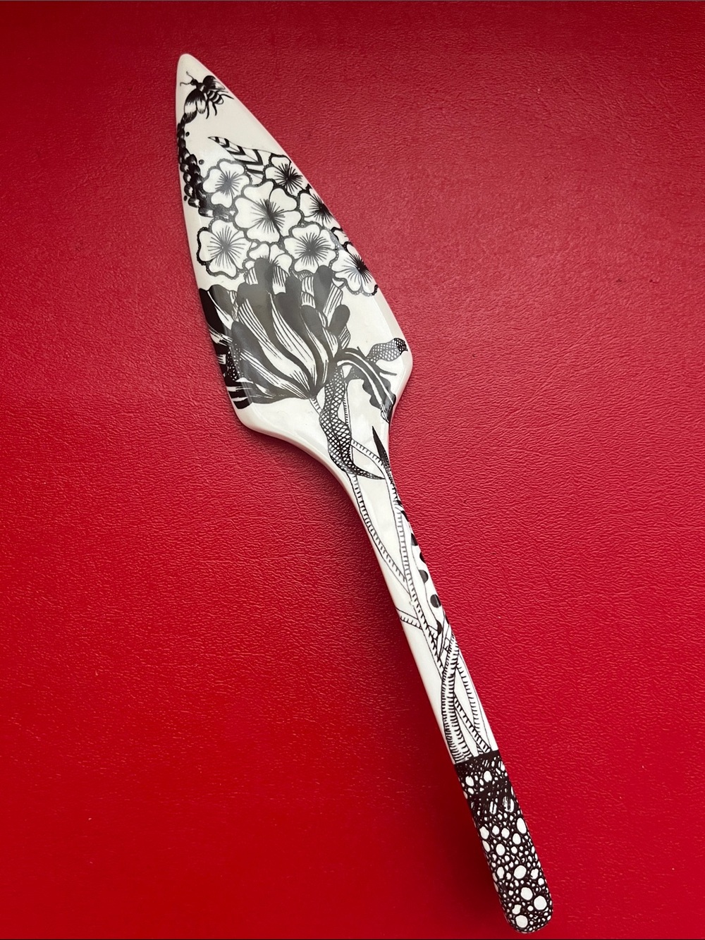 Anthropologie Wild Masquerade Florence Balducci Pie Cake Server 11”L